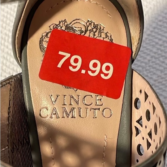 Vince Camuto high heels shoes, size 6M, new with tag. - Picture 5 of 12